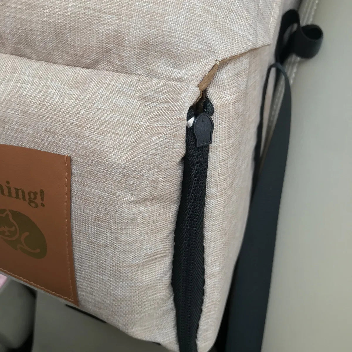 Dog Car Seat for Small Dog Center Console Seat Pet Booster Seat for Car Puppy Portable Dog Carrier for Cats Safety Travel Bag